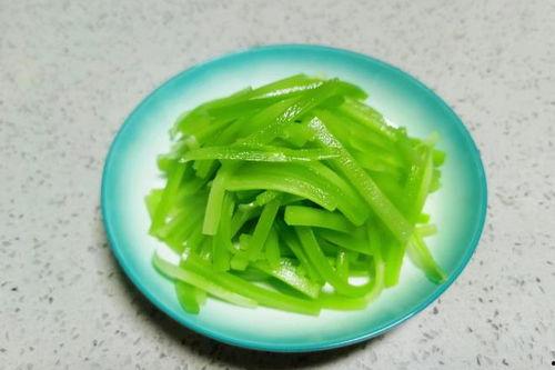 穿越了吃瓜系统,一场别开生面的美食冒险之旅