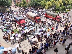 吃瓜旧厂街,历史韵味与现代生活的交融之地