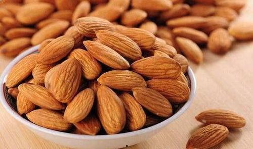 吃瓜养杏仁,揭秘日常美食中的美容秘诀